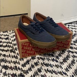 Vans Era Navy w/ gum sole